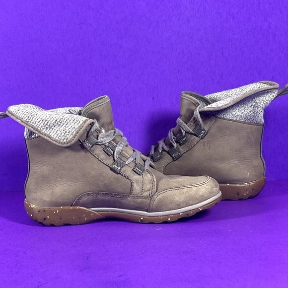 Chaco Women's Size 7 Barbary Chukka Hiking Boots Gray Lace Up Leather JCH199802 - Picture 5 of 9